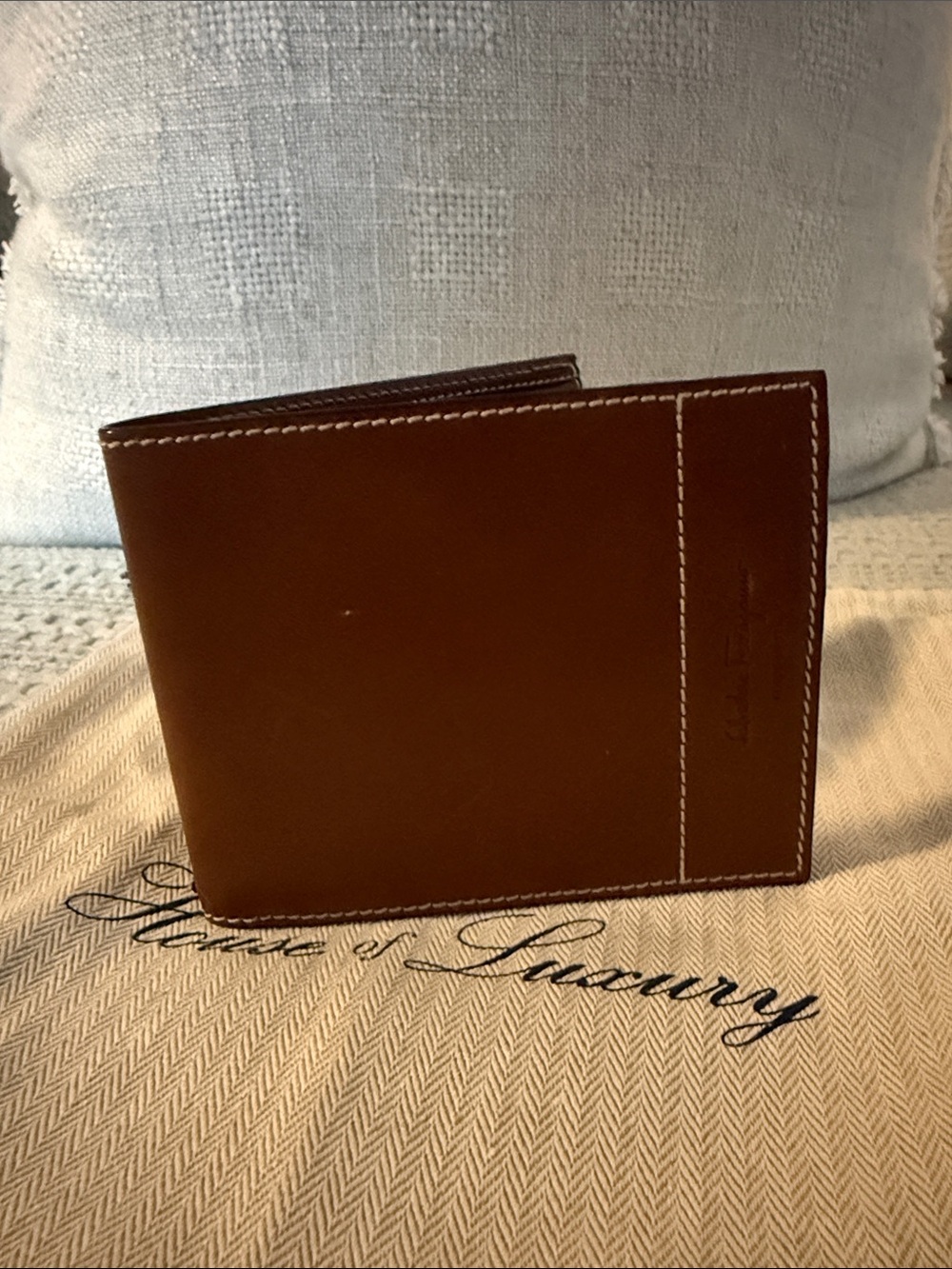 Salvatore Ferragamo Men's Bifold Leather Wallet - Brown